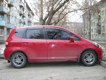 2002 Honda Fit Photos