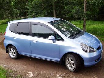 2002 Honda Fit Photos