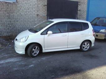 2002 Honda Fit Photos