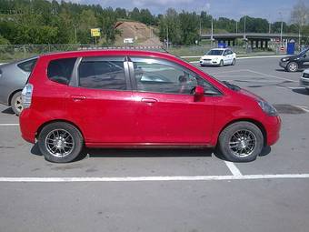 2002 Honda Fit Pictures