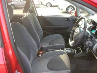 2002 Honda Fit Pictures