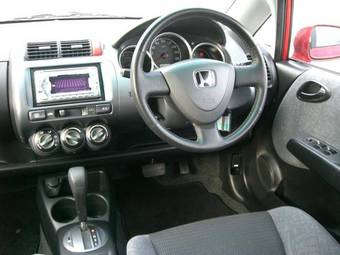 2002 Honda Fit Pictures