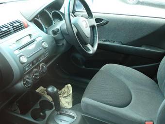 2002 Honda Fit Photos