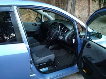 2002 Honda Fit Photos