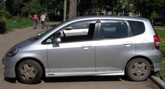 2002 Honda Fit Photos