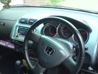 2002 Honda Fit Photos