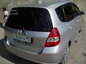 2002 Honda Fit Pictures