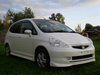 2002 Honda Fit Pictures