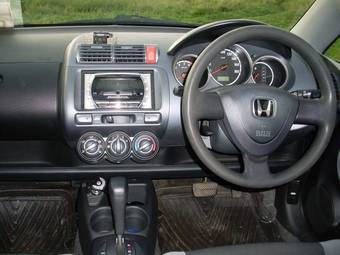 2002 Honda Fit Photos