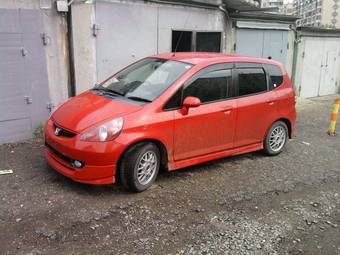 2002 Honda Fit Pictures