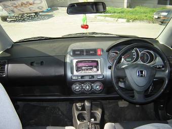 2002 Honda Fit Photos
