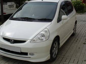 2002 Honda Fit Pictures