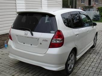2002 Honda Fit Photos