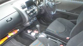 2002 Honda Fit Pictures