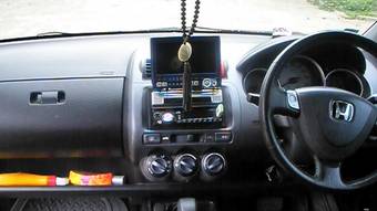 2002 Honda Fit Photos