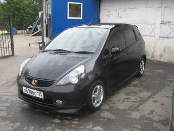 2002 Honda Fit Pictures