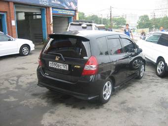 2002 Honda Fit Photos