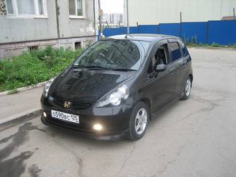 2002 Honda Fit Wallpapers