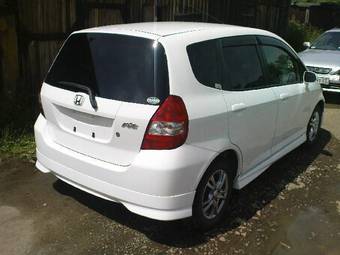 2002 Honda Fit Photos
