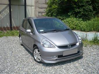 2002 Honda Fit Photos