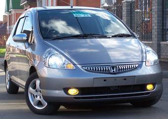 2002 Honda Fit Photos