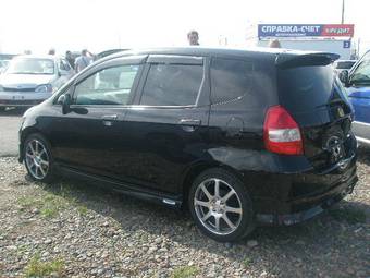 2002 Honda Fit Photos