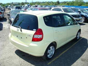 2002 Honda Fit Pictures