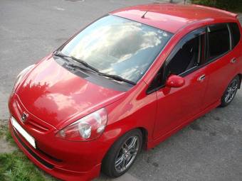 2002 Honda Fit Pictures