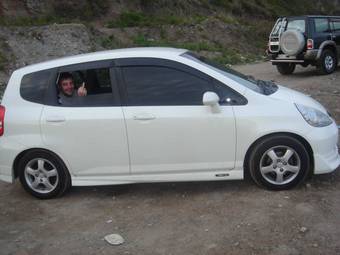 2002 Honda Fit Wallpapers