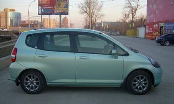 2002 Honda Fit Pictures