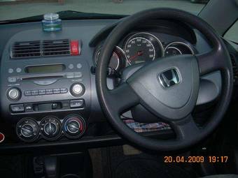 2002 Honda Fit Pictures