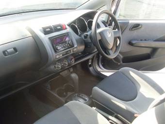 2002 Honda Fit Photos