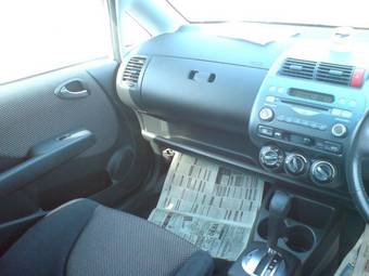 2002 Honda Fit Photos