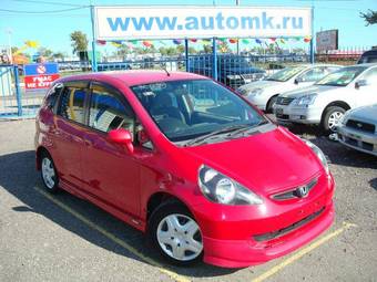 2002 Honda Fit Photos