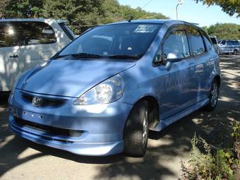 2002 Honda Fit Pictures