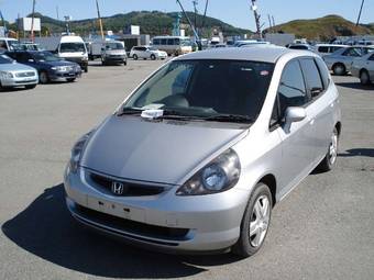 2002 Honda Fit Pictures