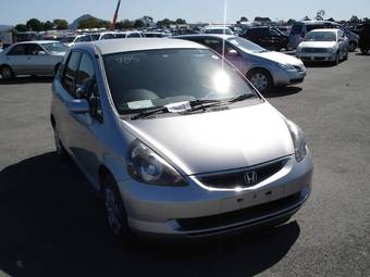 2002 Honda Fit Photos