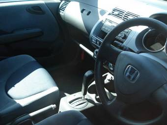 2002 Honda Fit Photos