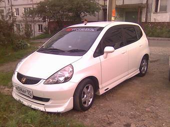 2002 Honda Fit Photos