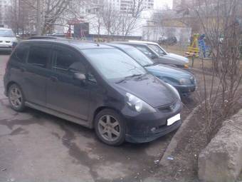 2002 Honda Fit Pictures