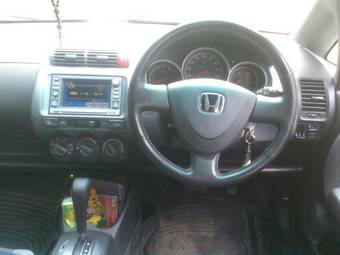 2002 Honda Fit Photos