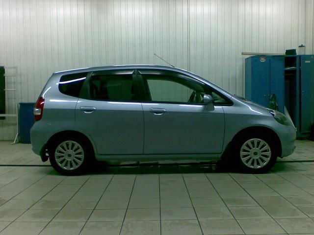 2003 Honda Fit