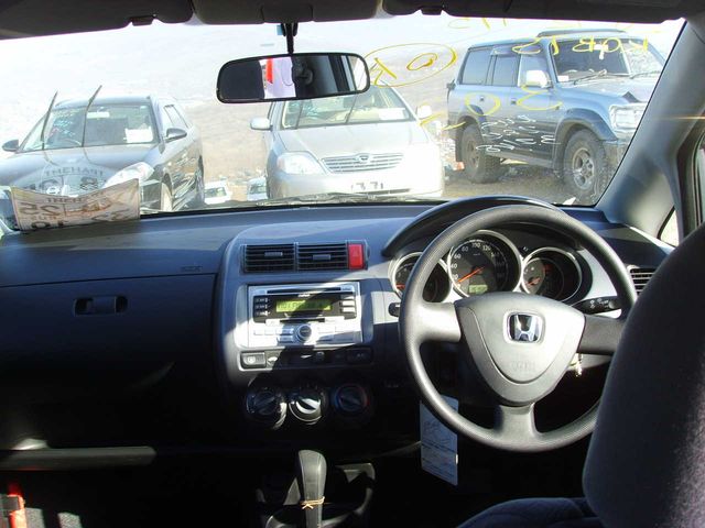 2003 Honda Fit