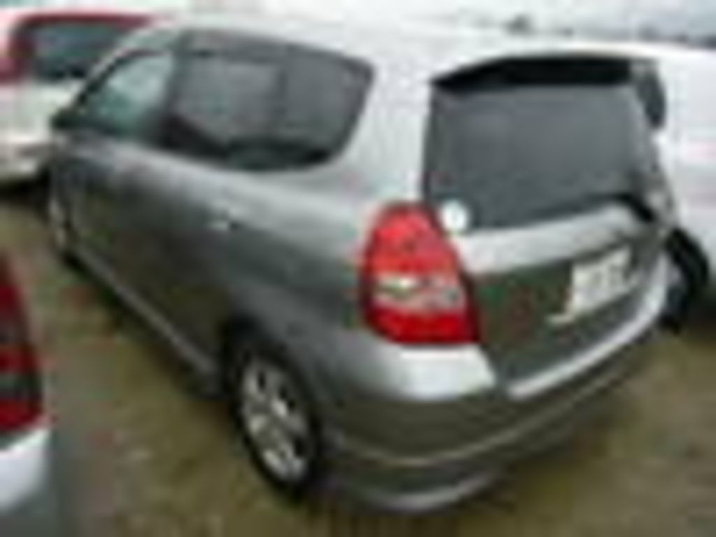 2003 Honda Fit