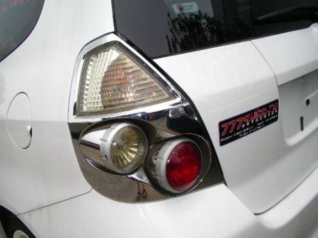 2003 Honda Fit