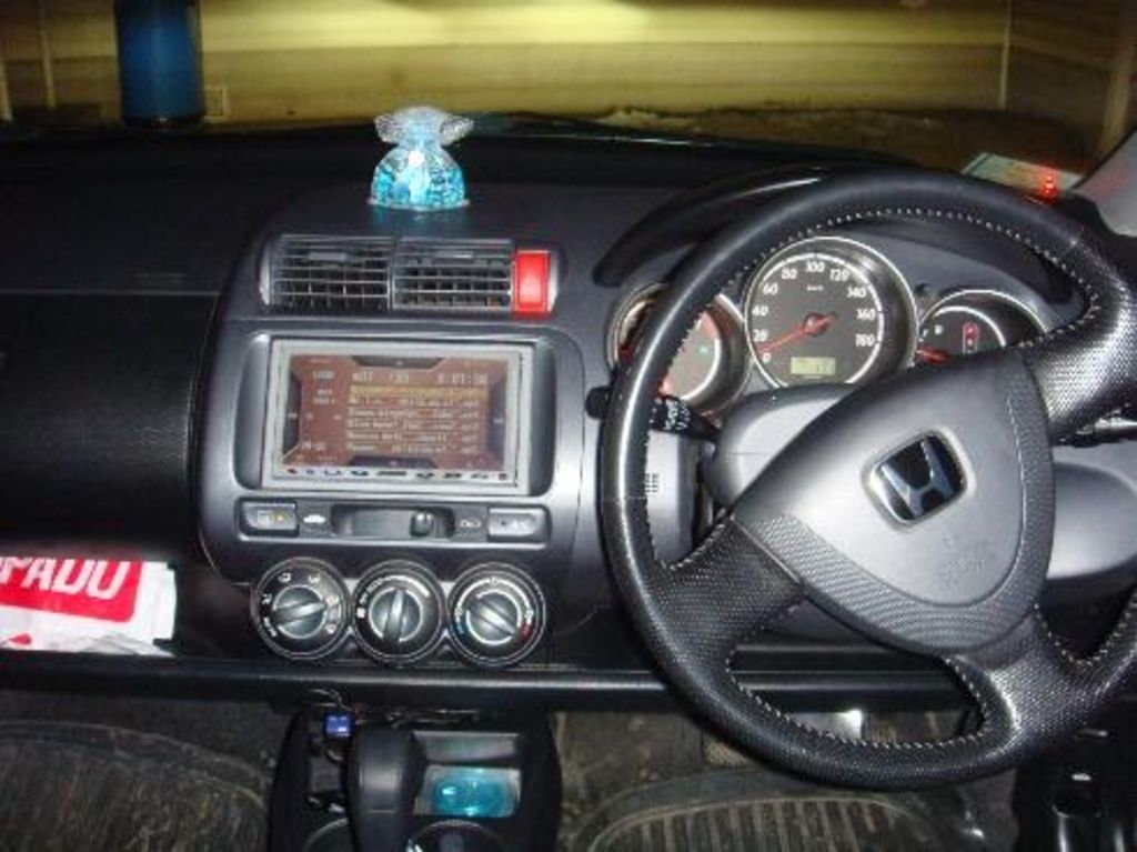 2003 Honda Fit