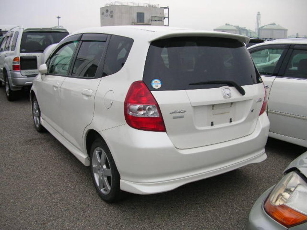 2003 Honda Fit