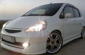 2003 Honda Fit