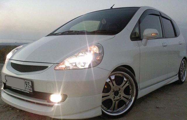 2003 Honda Fit