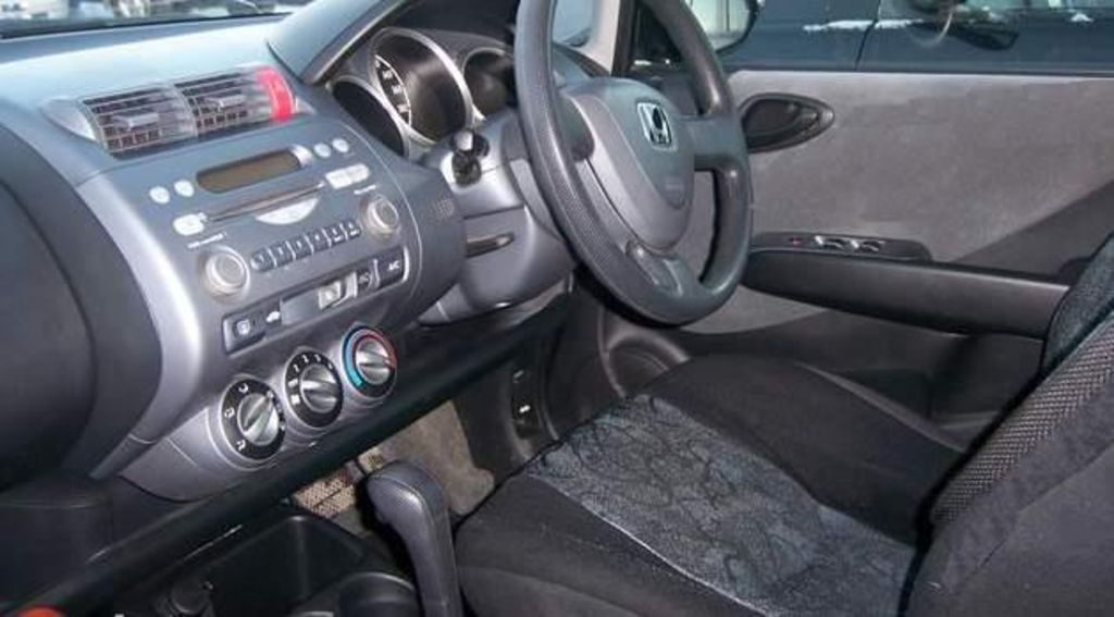 2003 Honda Fit